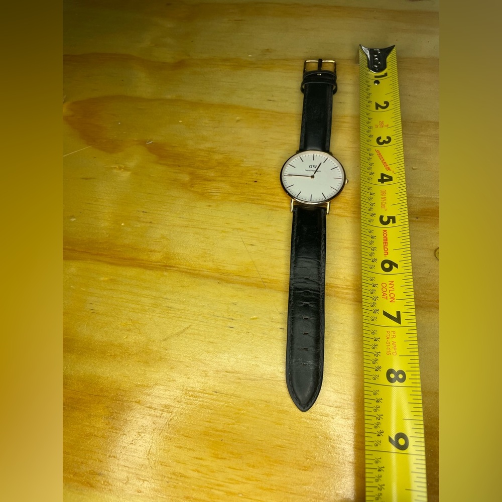 Daniel Wellington Watch - image 2